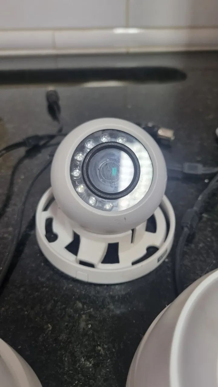 Kit Completo de Monitoramento HDCVI - 8 Canais + 5 Câmeras - Foto 4