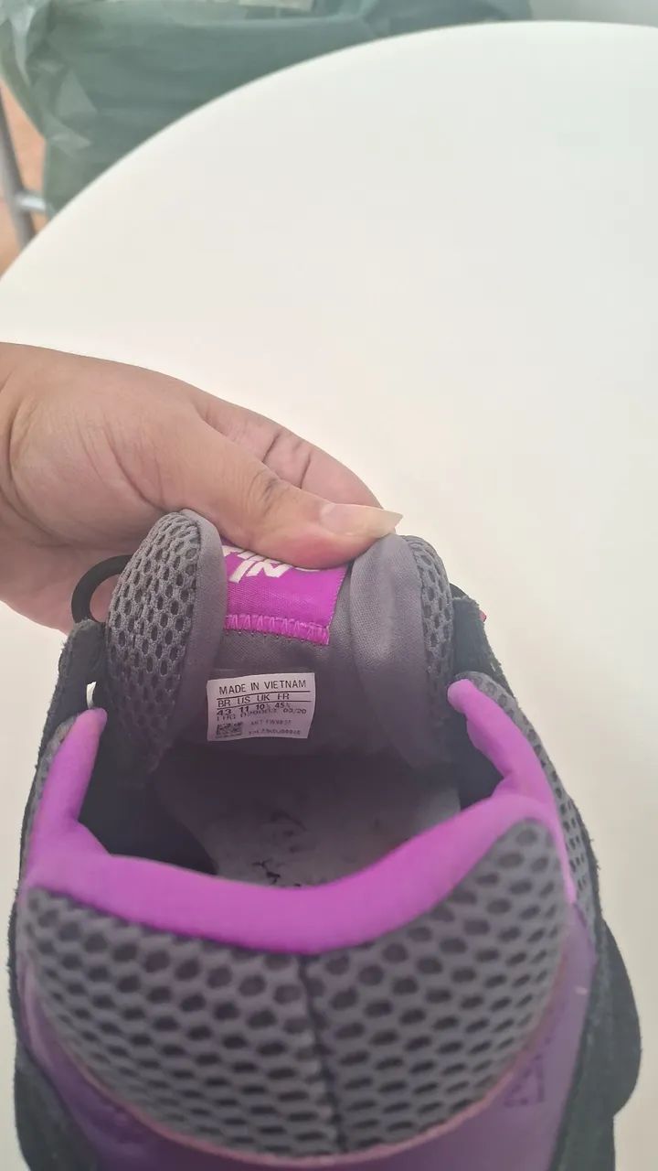 Adidas ZX Torsion na cor roxa, preta e branca - Calçados - Novo