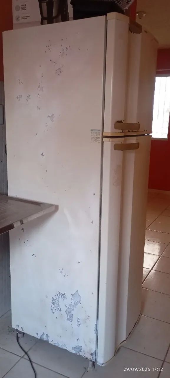 Vendo uma geladeira  - Foto 4