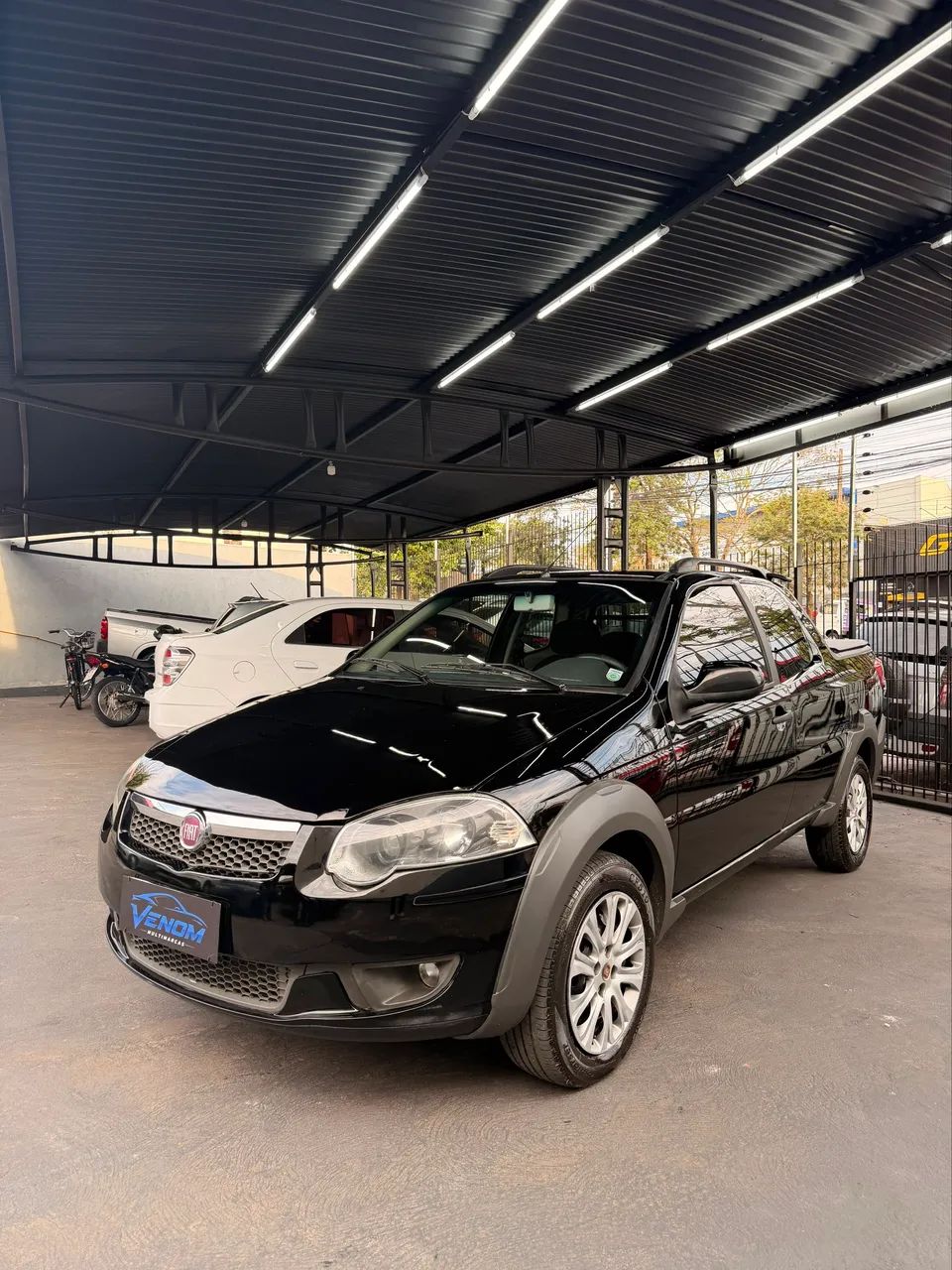 Fiat Strada Trekking 1.6 16V Flex CD 2015