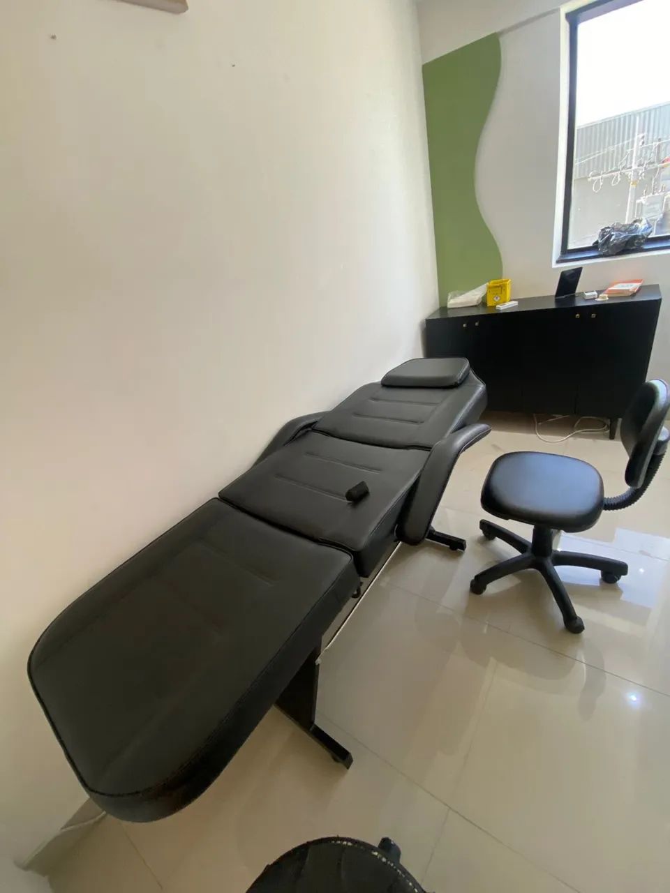 Vendo Maca Poltrona para cílios e outros atendimentos odontológicos ou clínicos