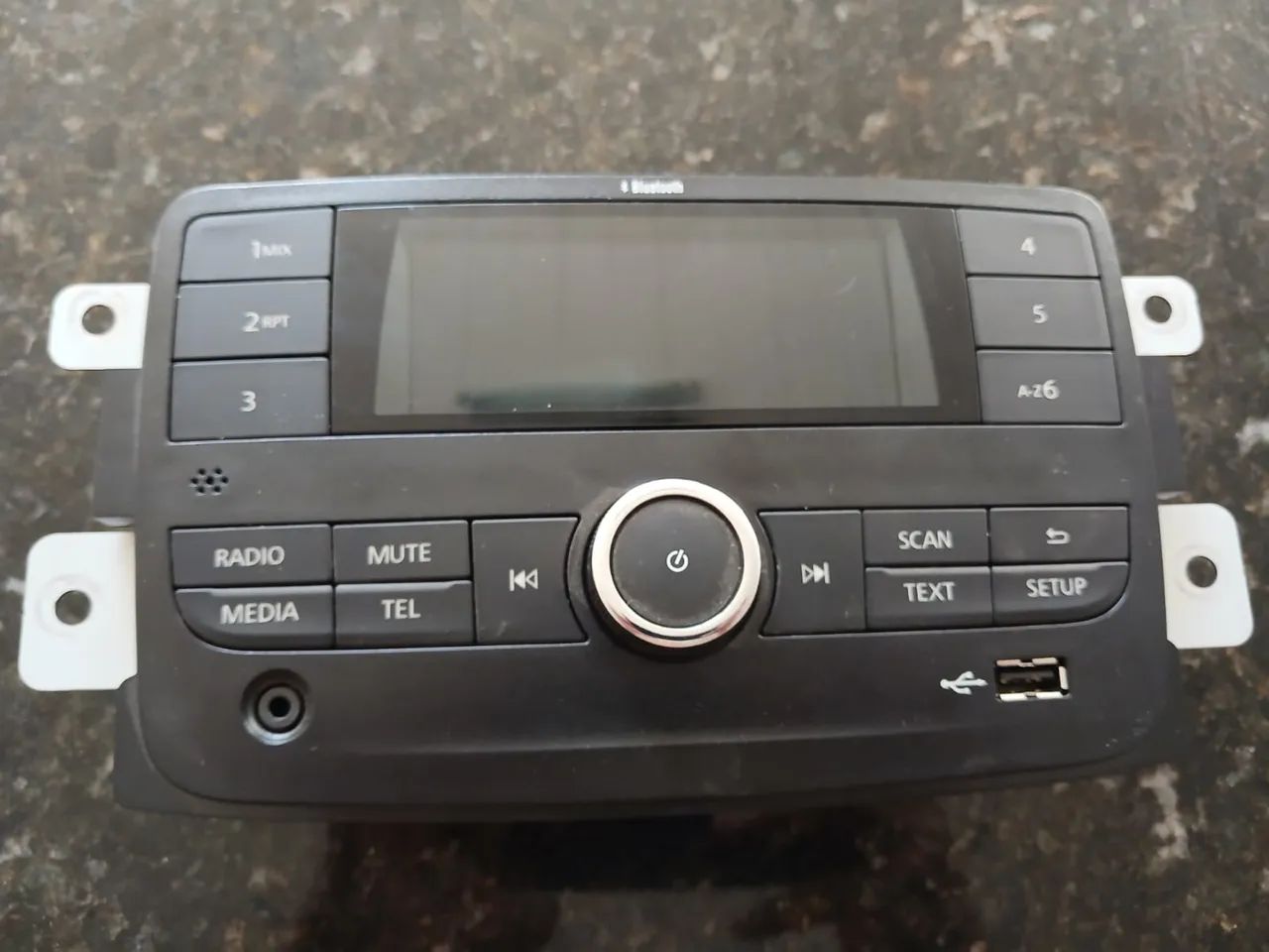 Som original Kwid 2025