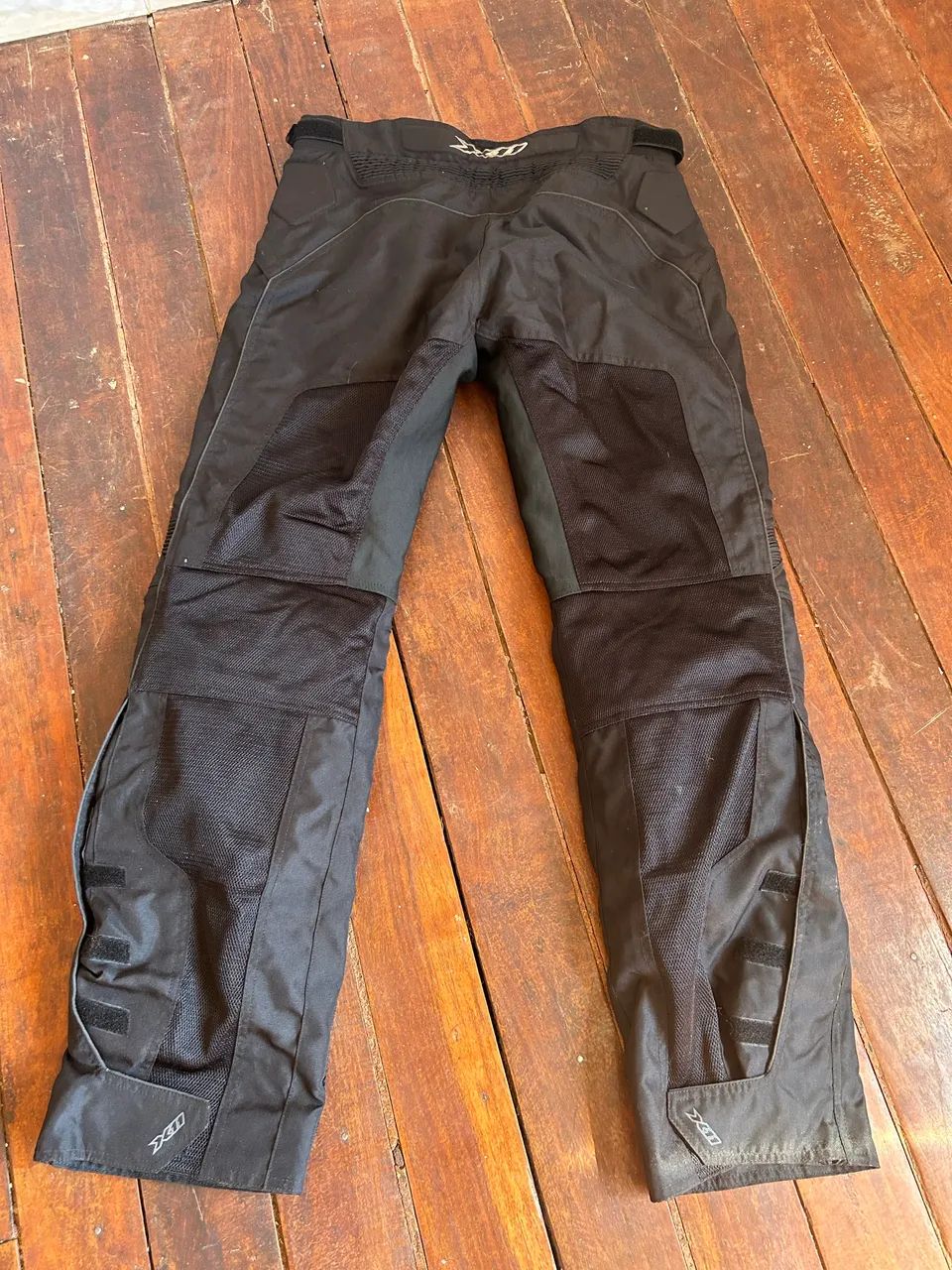 Kit x11 jaqueta, calça, bota, luva - Foto 4