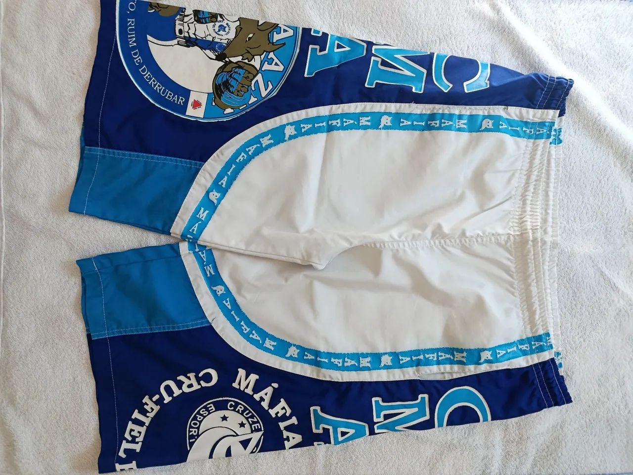 Bermuda Máfia Azul - Foto 2