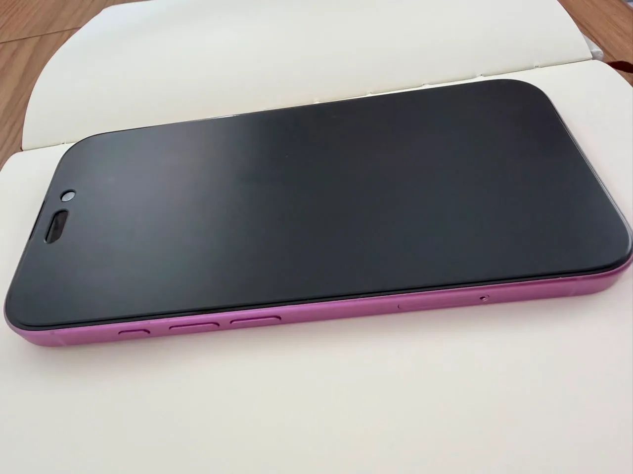 Vende IPhone 16 Rosa - Foto 4