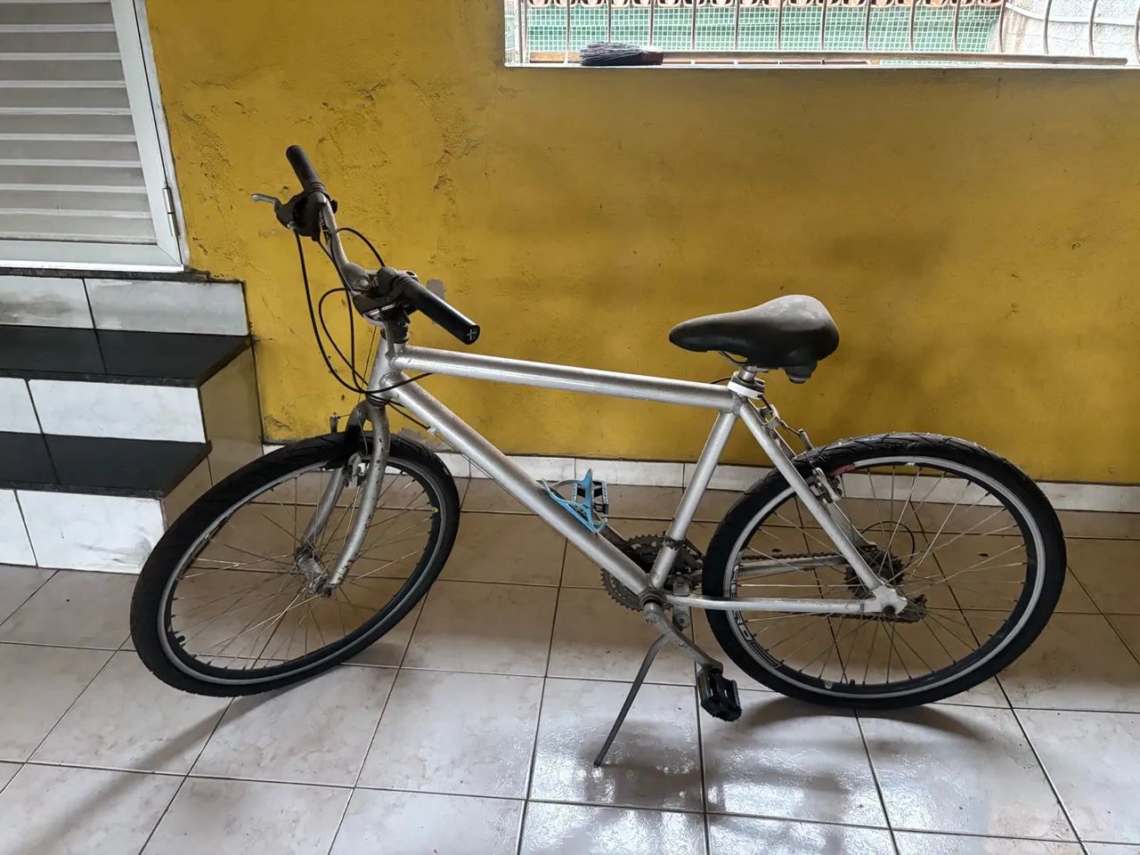 Bicicleta de Alumínio  - Foto 3