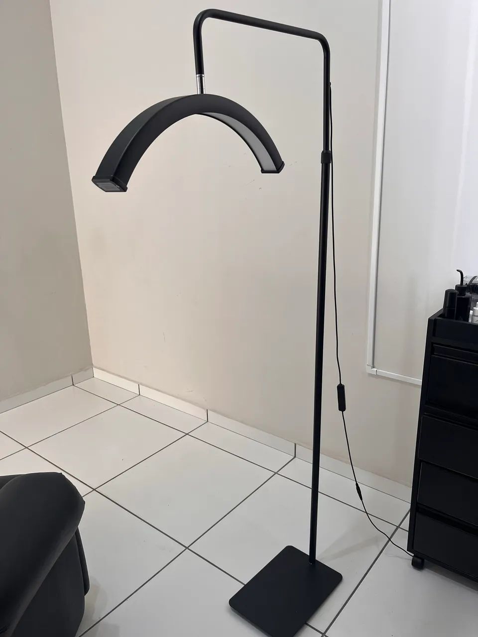 Luminária meia lua