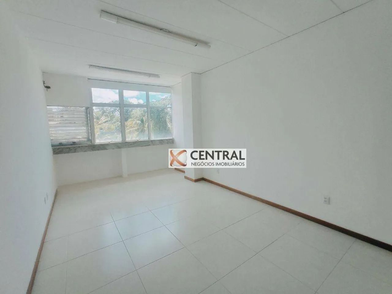 Sala para alugar, 35 m² por R$ 2.788,79/mês - Itaigara - Salvador/BA - Foto 11
