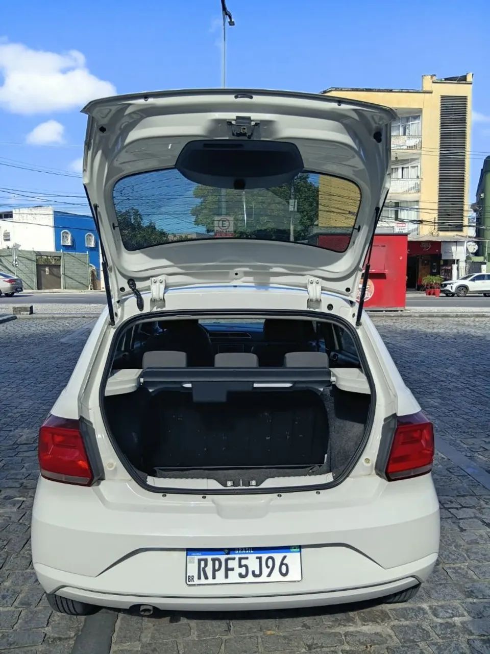 ALUGO CARRO PARA UBER E 99 POP
