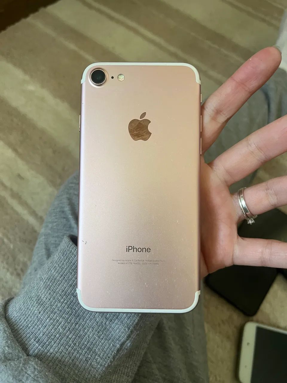 3 celulares - iPhone 7 + 2 Samsung