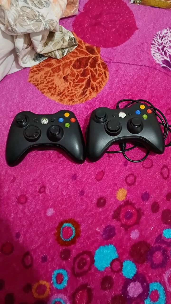Xbox 360, 2 controles  - Foto 4