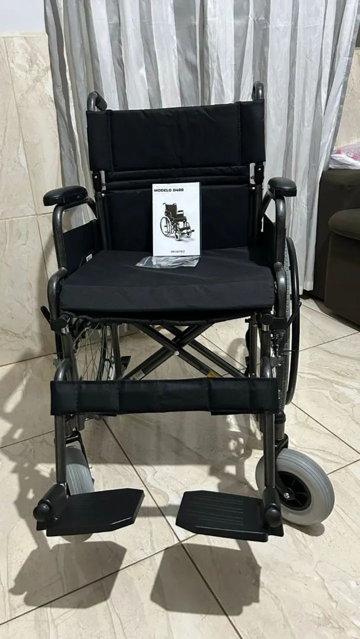 Cadeira de rodas - Foto 4