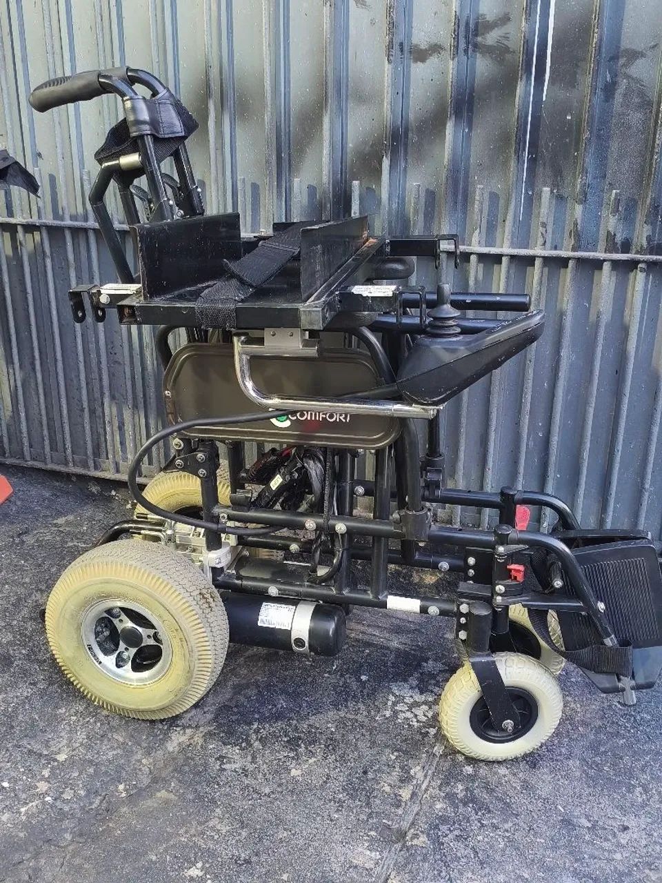 Cadeira de roda motorizada comfort - Foto 2