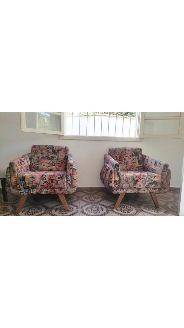 Poltrona decorada com estampa colorida - Foto 3