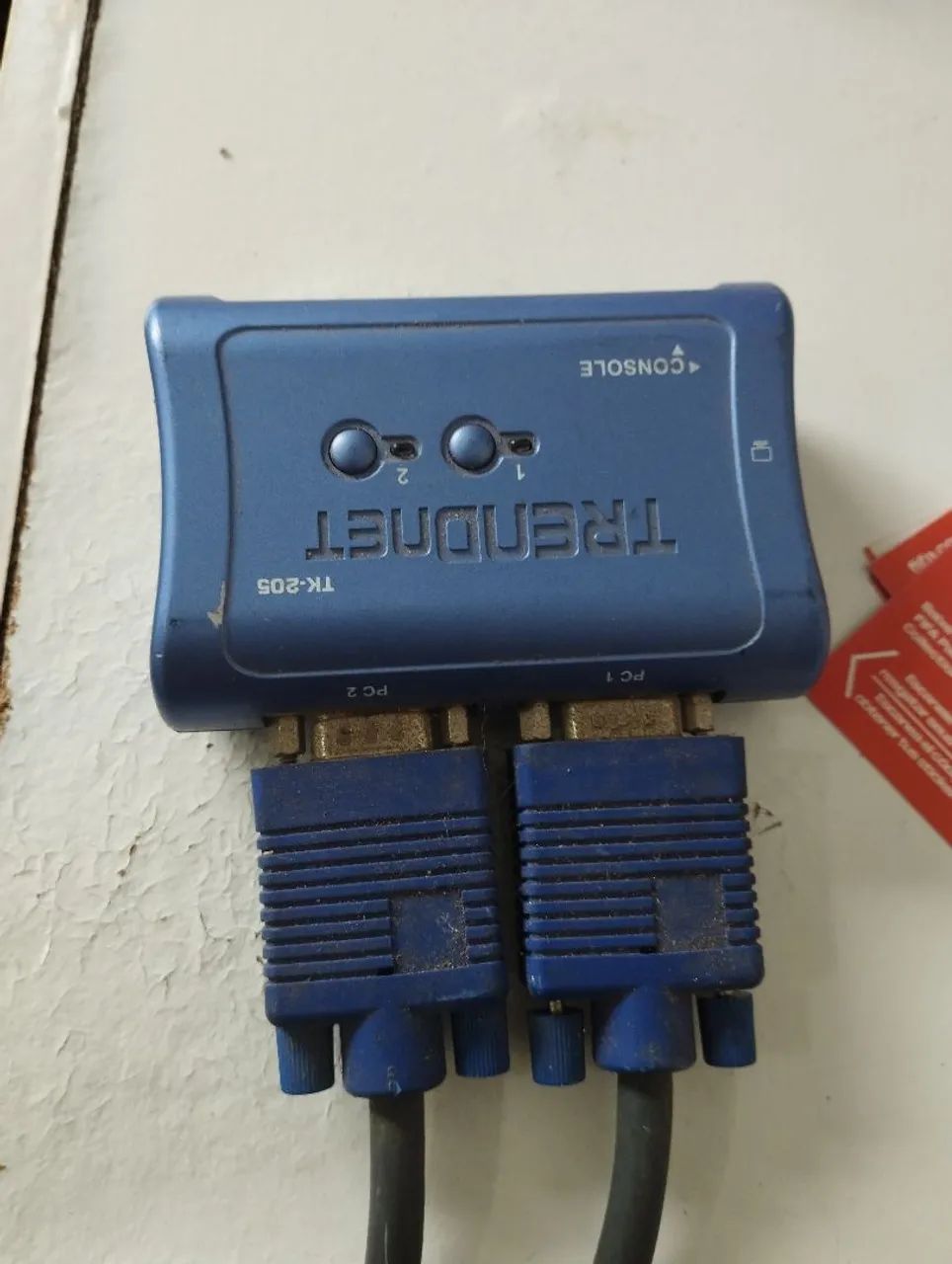 Chaveador kvm 2portas vga e ps2 (com cabos)
