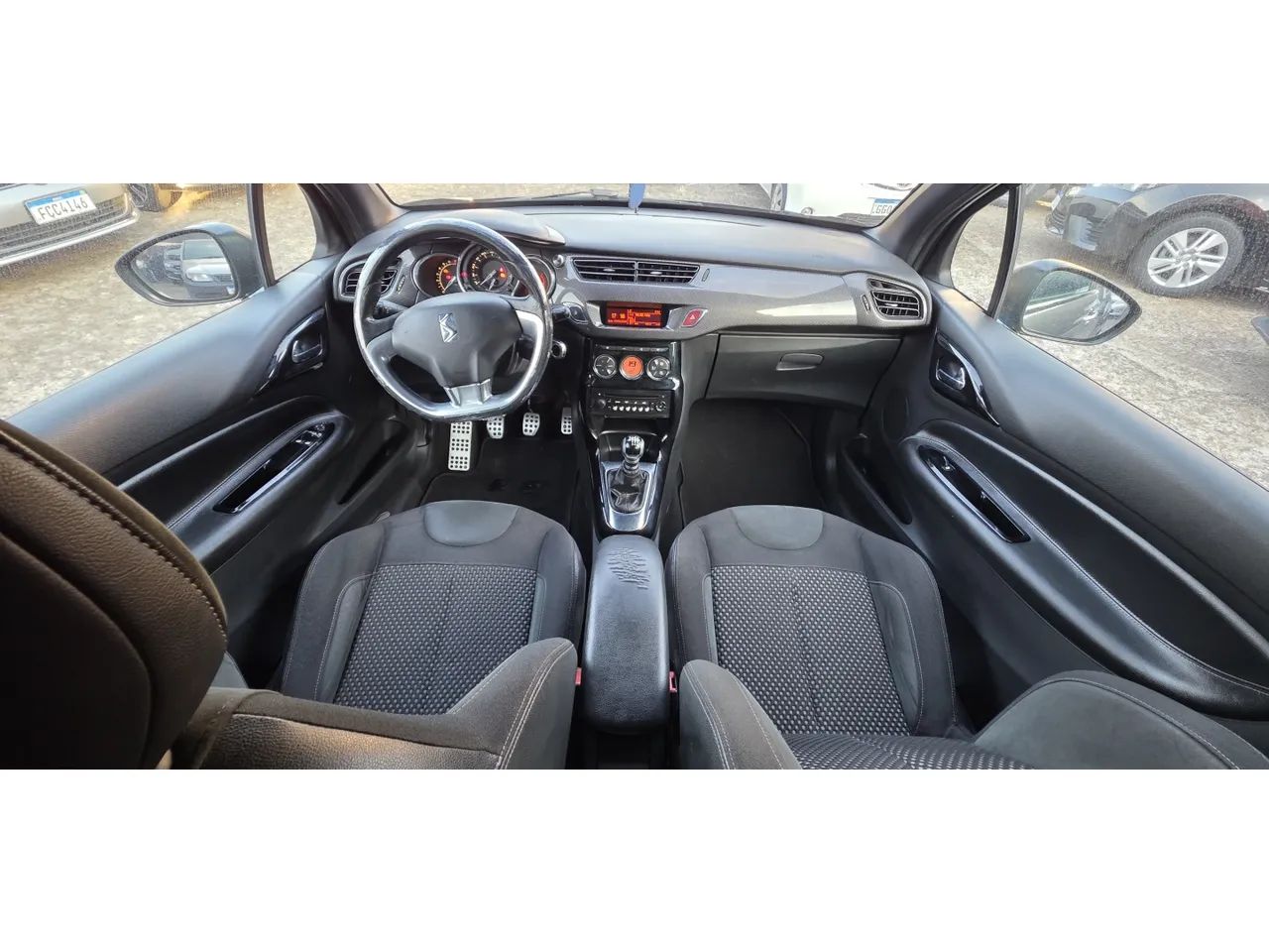 Citroën DS3 1.6 Turbo 16V 3p Mec., foto 9 de 20