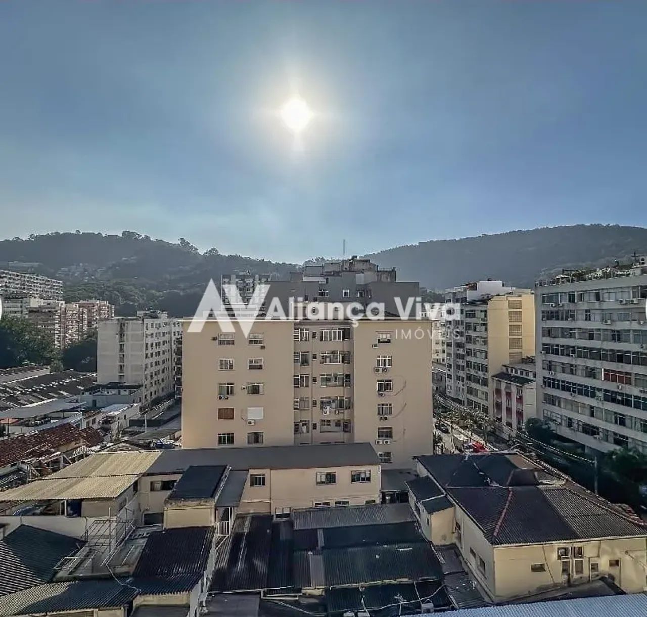 Laranjeiras | Apartamento 3 quartos, sendo 1 suite - Foto 4