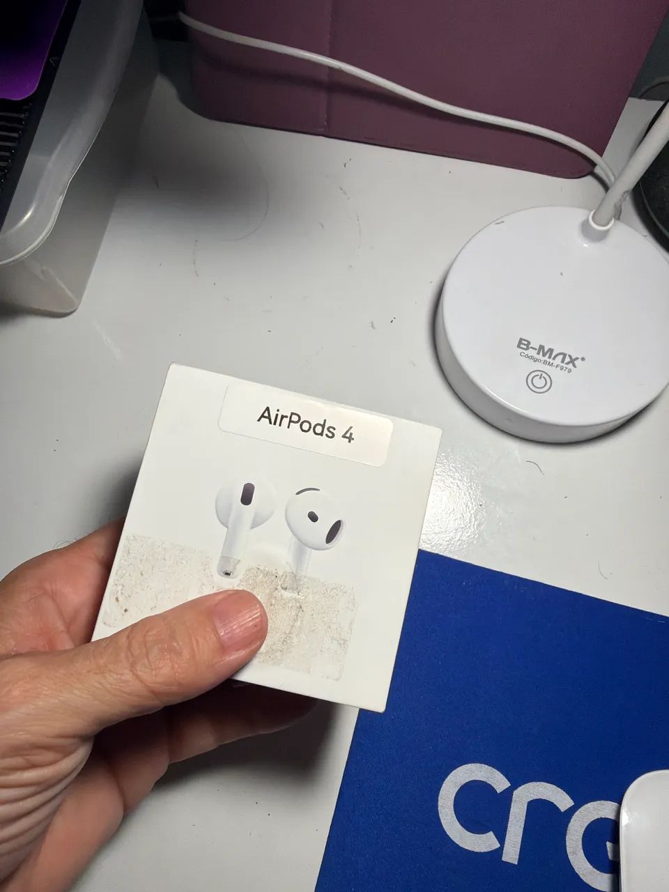 AirPods 4