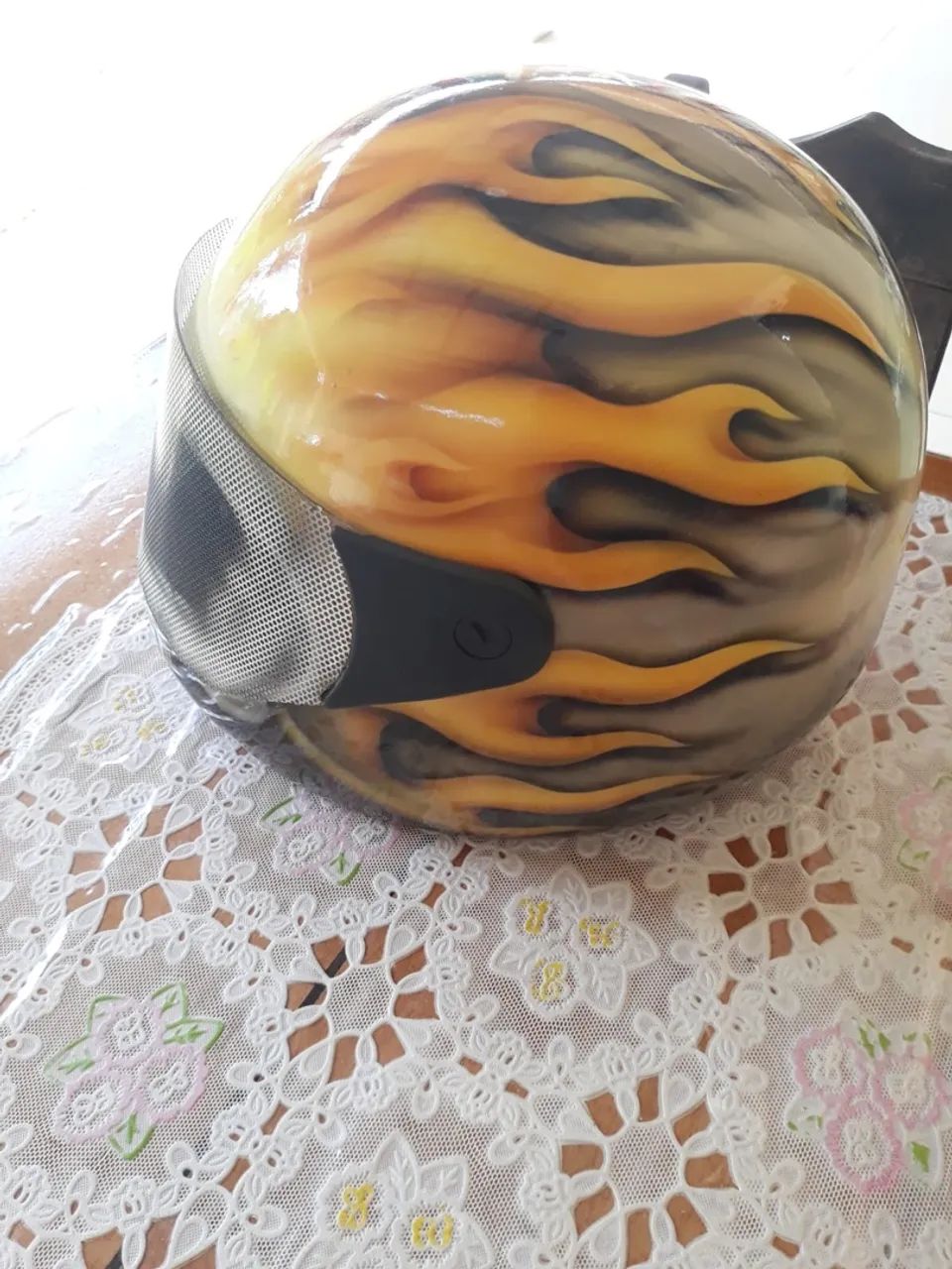 Capacete grafitado  - Foto 3