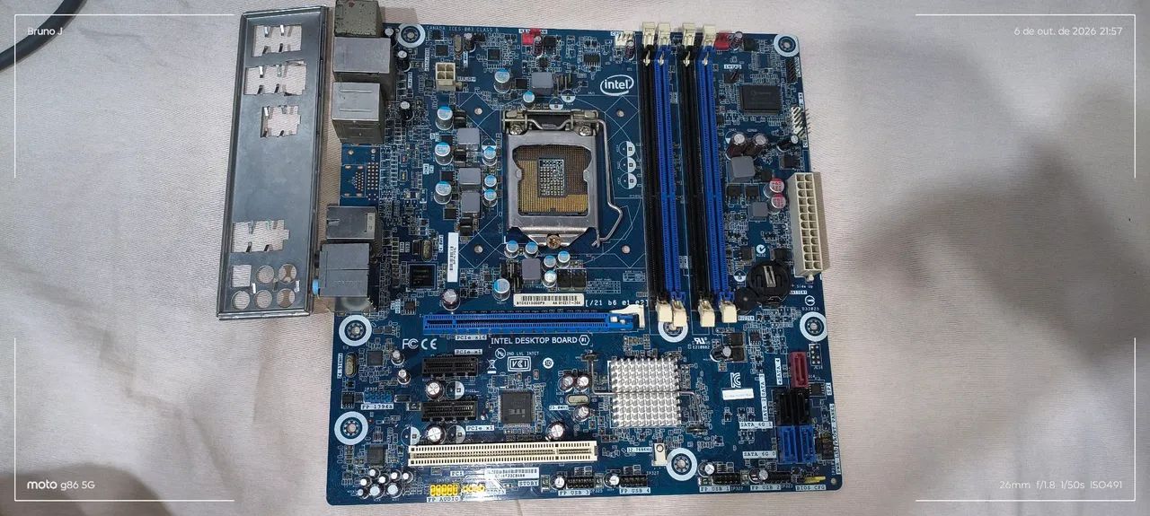 Placa mãe Intel DP67DE (defeito)