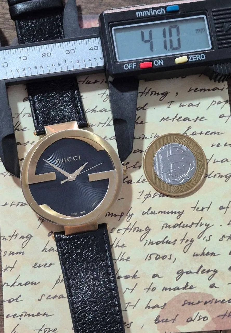 Relógio Gucci interlocking G 133.2 swiss vintage edição especial