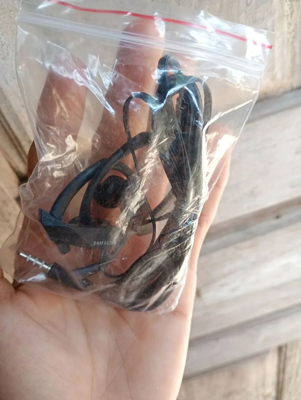 Fone de fio no preço 