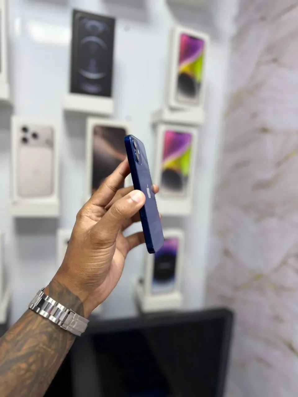 IPHONE 12 256GB<br>R$ 1.799,00 - Foto 2