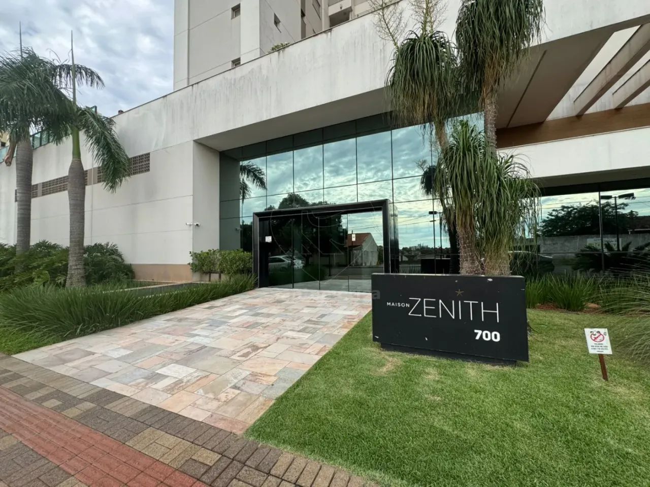 Apartamento à Venda e para Locação com 3 Quartos no Edifício Maison Zenith na Região Oeste - Foto 2