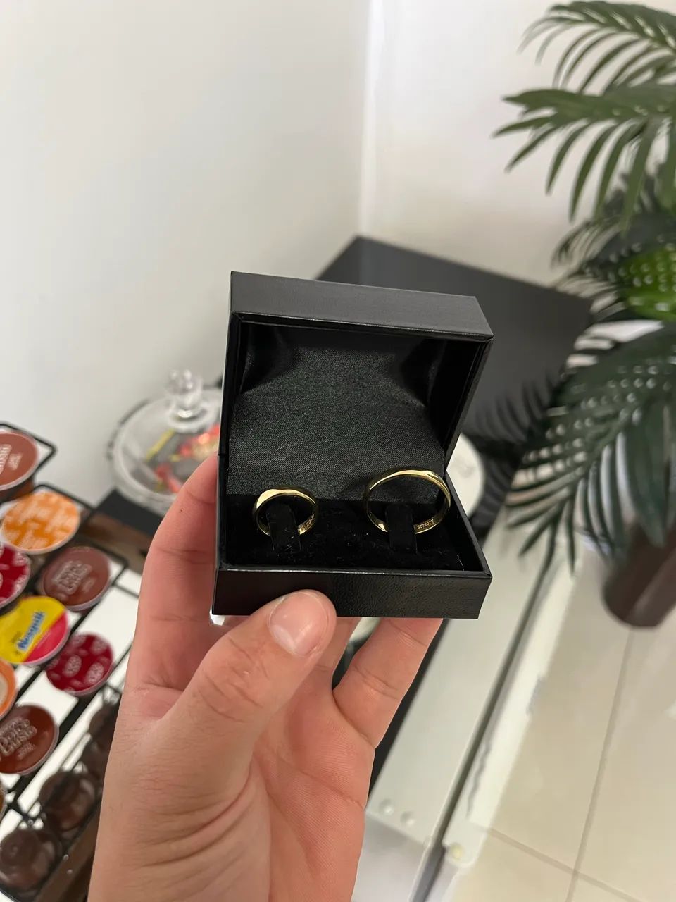 Par de aliança ouro 18k Nova com 8g - Foto 3