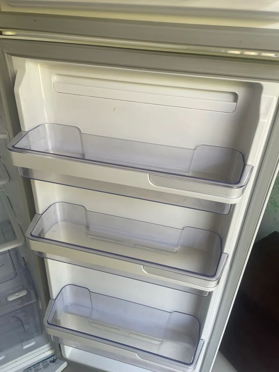 Geladeira Electrolux 382litros  - Foto 2