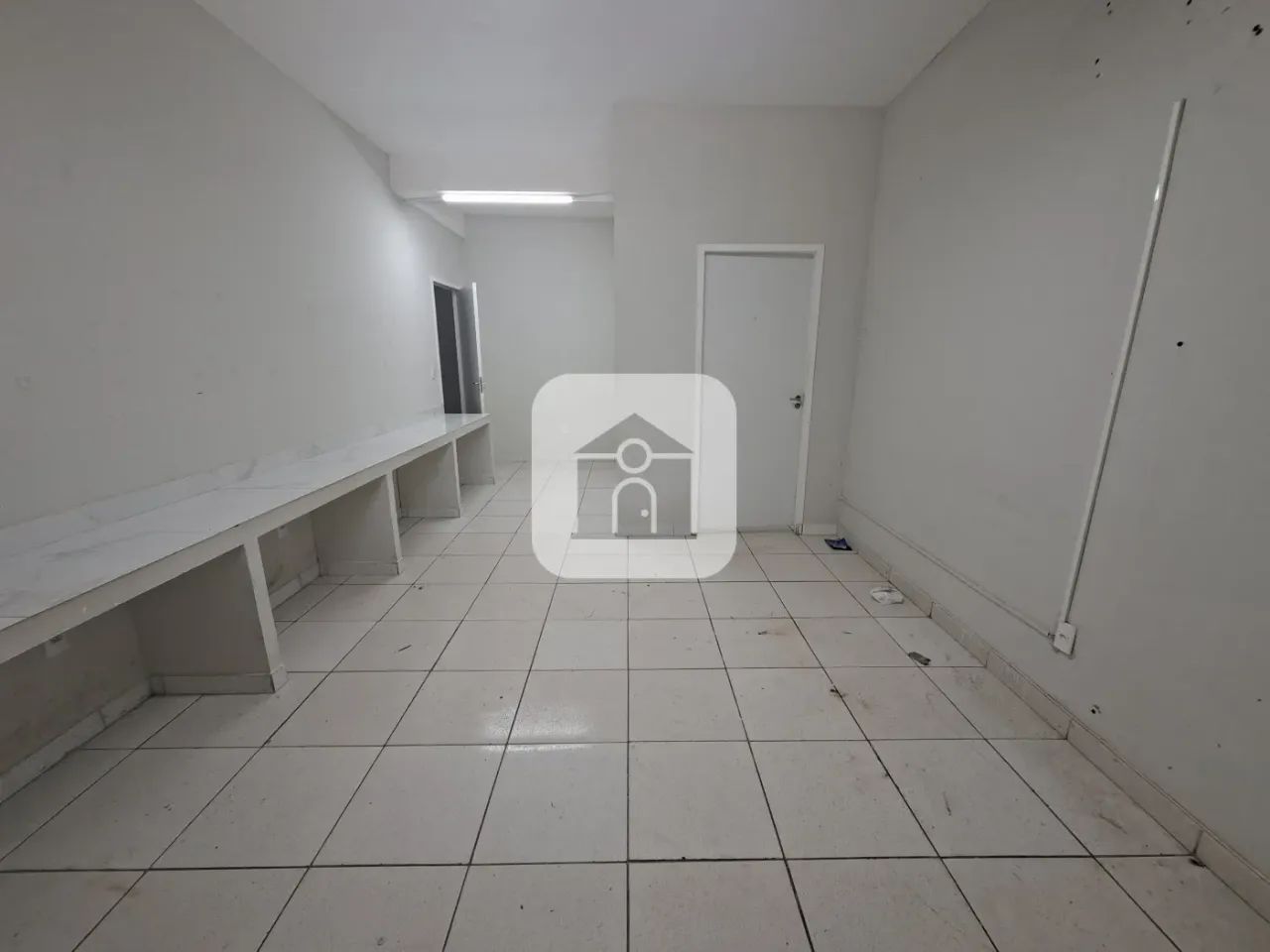 Cômodo comercial para locação no bairro Planalto - Foto 5