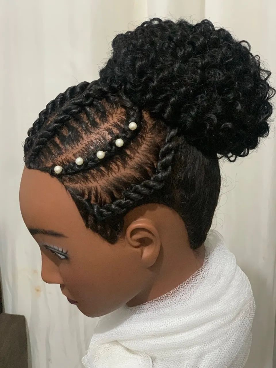 Cabeça de boneca treino penteado