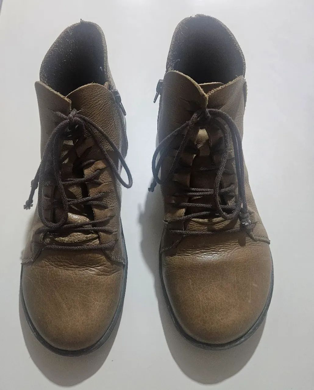 Bota Feminina Oggi couro - Foto 2
