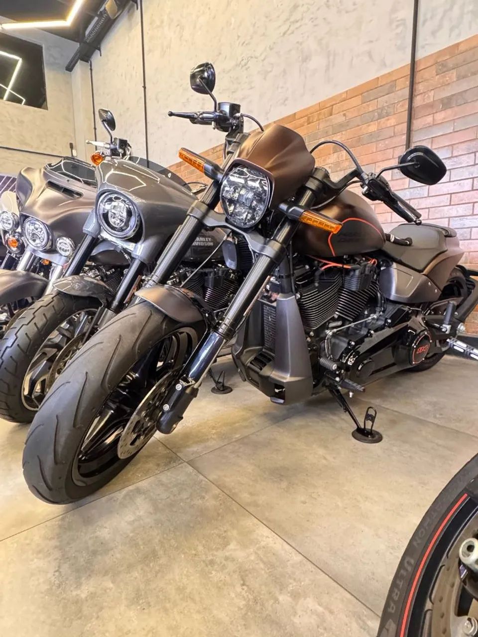 Vendo Harley FXDR impecável  - Foto 7