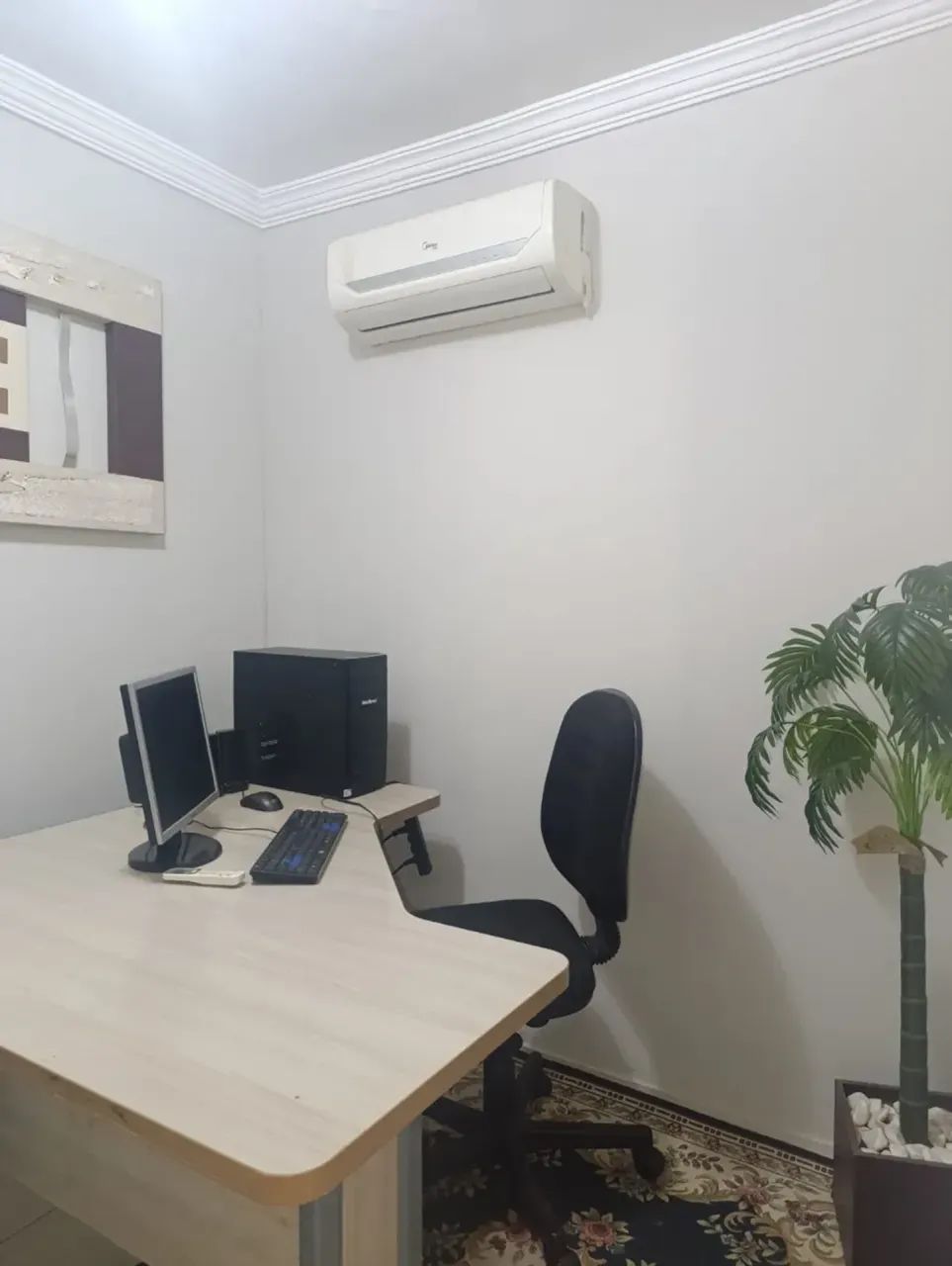 SALA COMERCIAL / ESCRITORIO PONTO MOBIILIADO ACEITO TROCAS