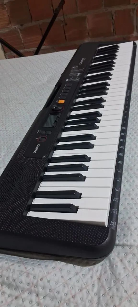 Teclado Casio Casiotone Ct-s200