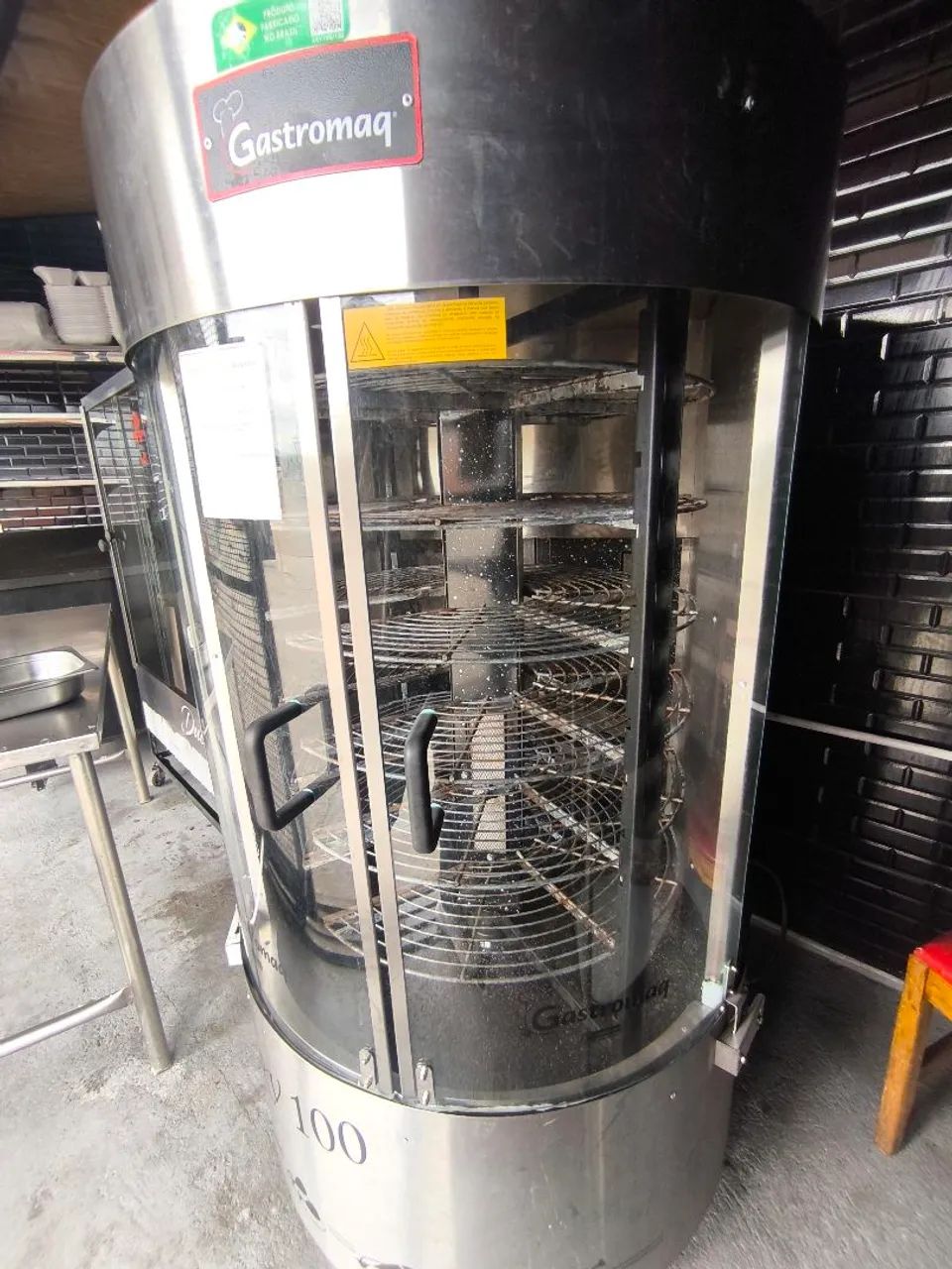 Máquina de Assar Frangos e Carnes - Foto 2