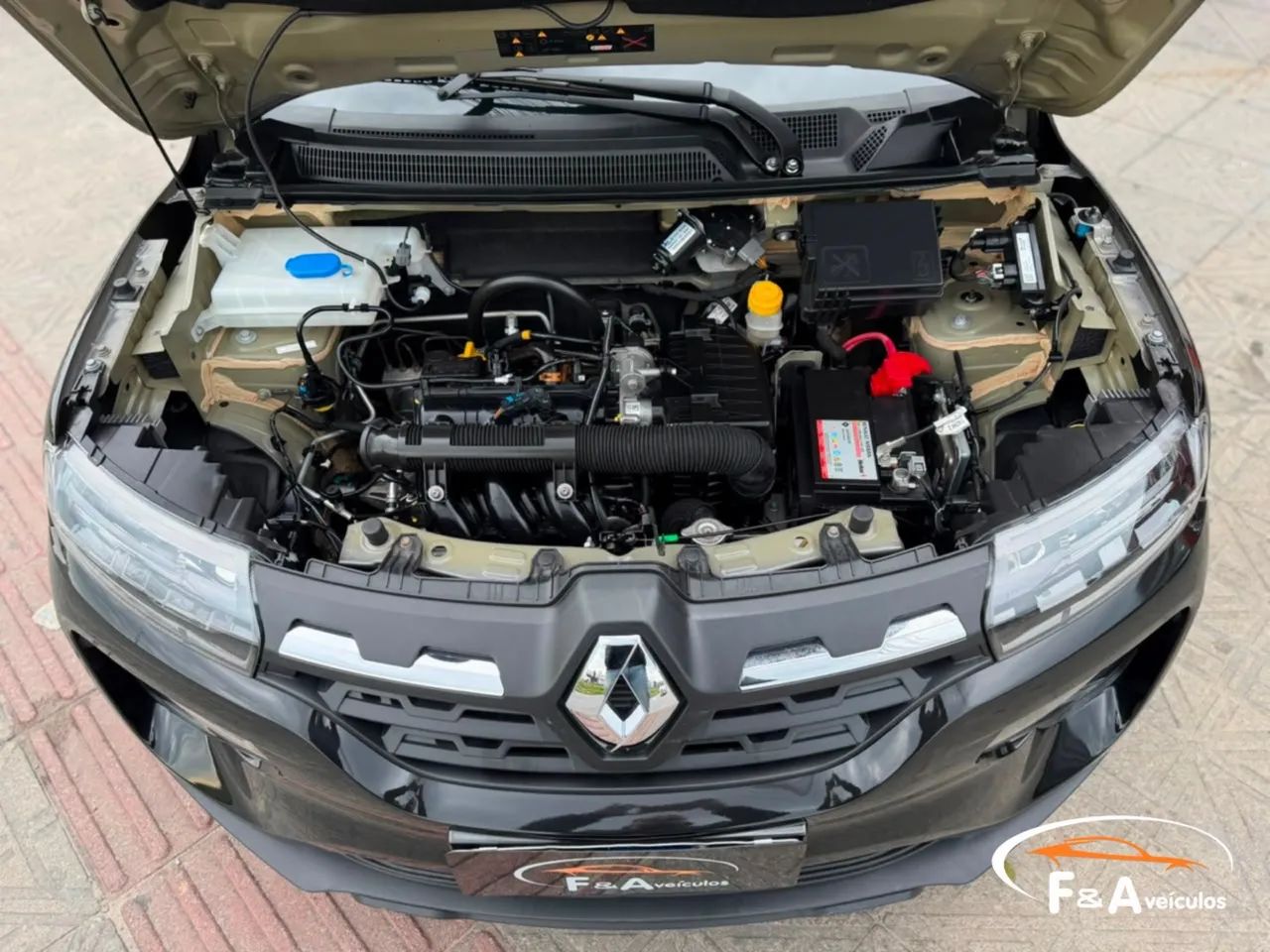 Renault Kwid Intense 1.0 Flex 12V 5P Mec. 2026 - Foto 5