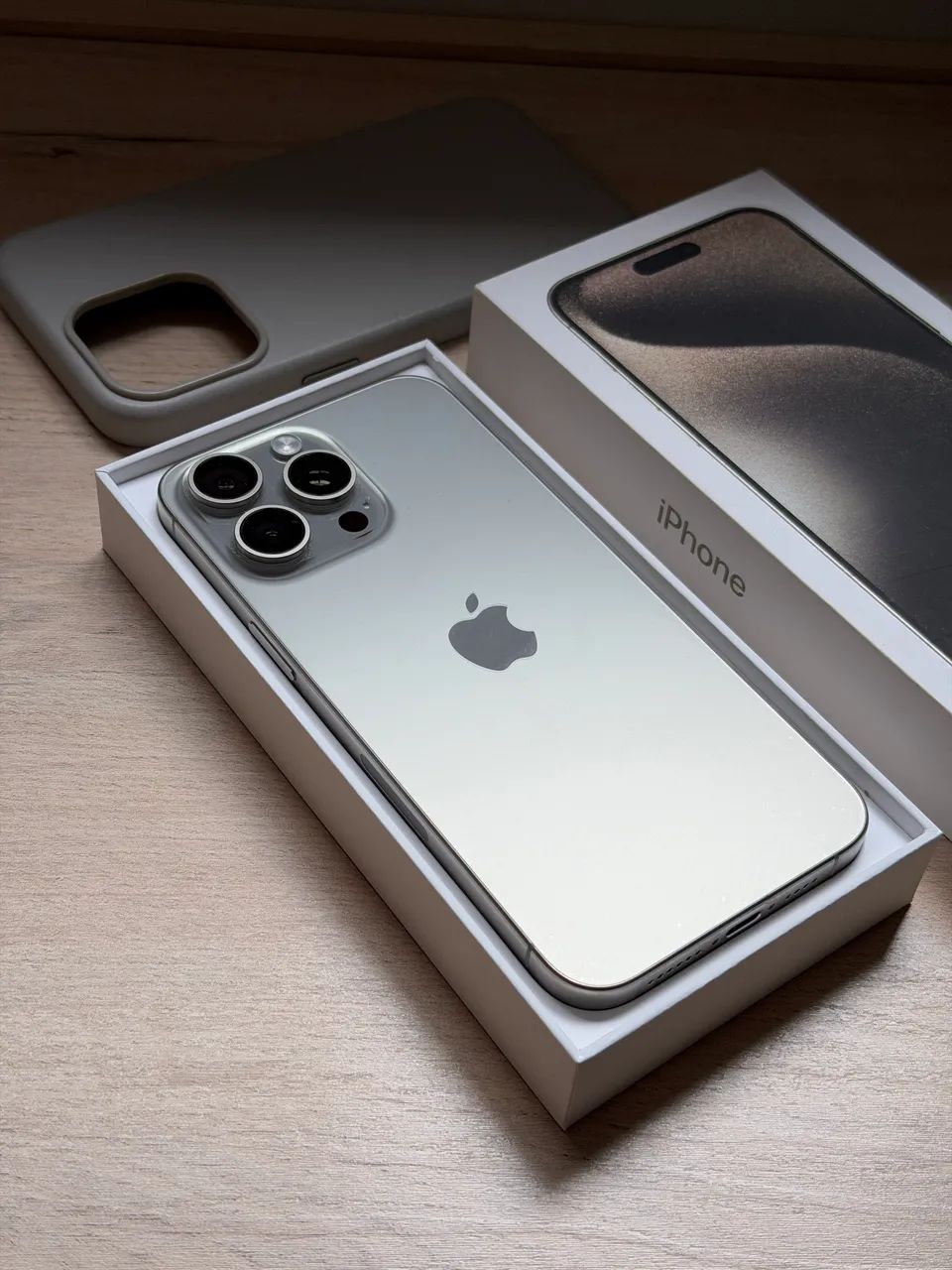 iPhone 15 Pro Max 256Gb Titanium Completo - Foto 2