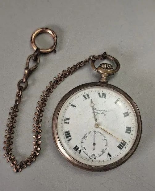 Antigo Relógio de bolso marca Chronometre - belíssimo