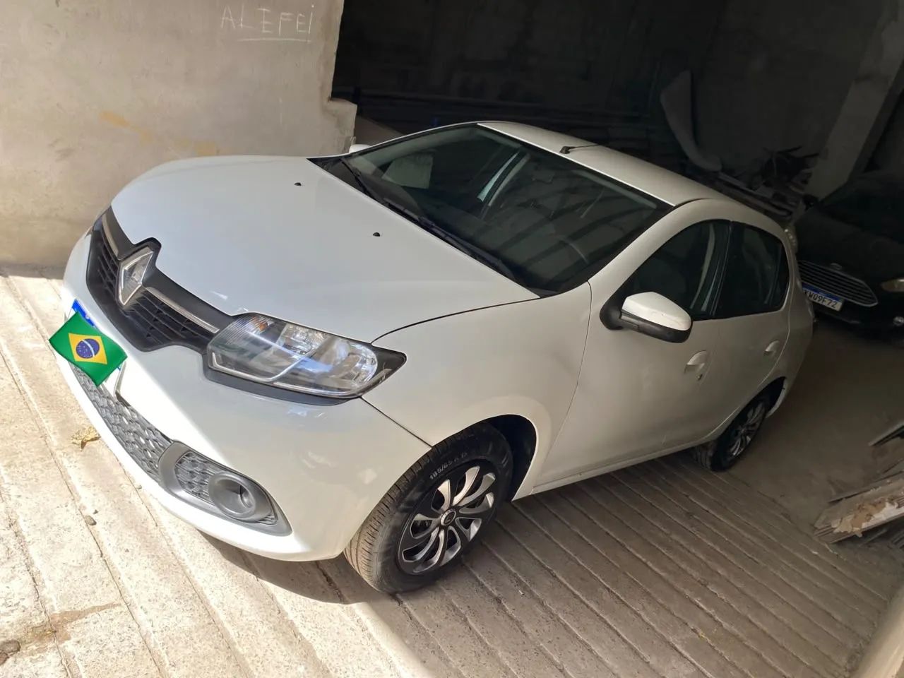 Renault Logan Expression Flex 1.0 12V 4P 2018 - Foto 2