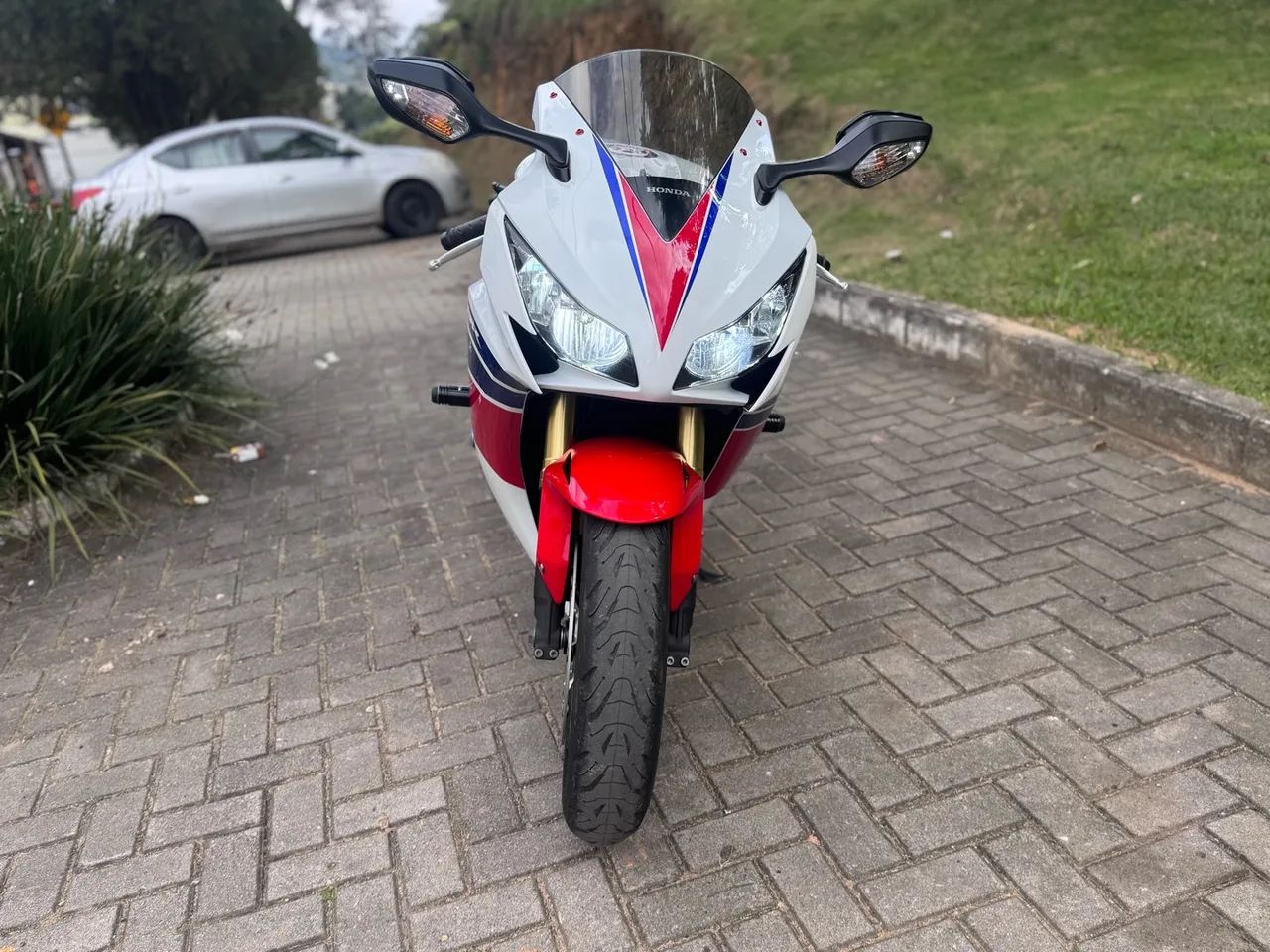 CBR 1000 fireblade  OPORTUNIDADE!! - Foto 3