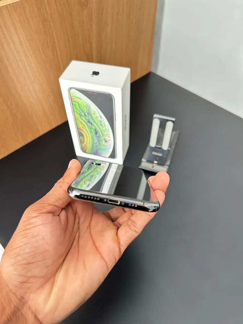 iPhone XS 256GB, bateria 100%, com caixa e sem marcas de uso