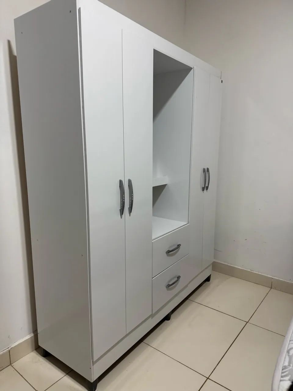Guarda roupa solteiro
