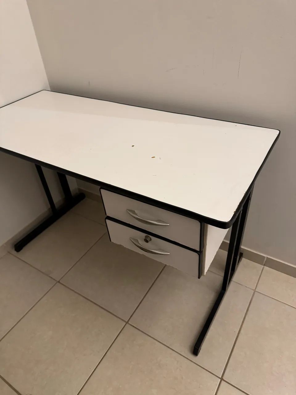 Vendo Escrivaninha  - Foto 4