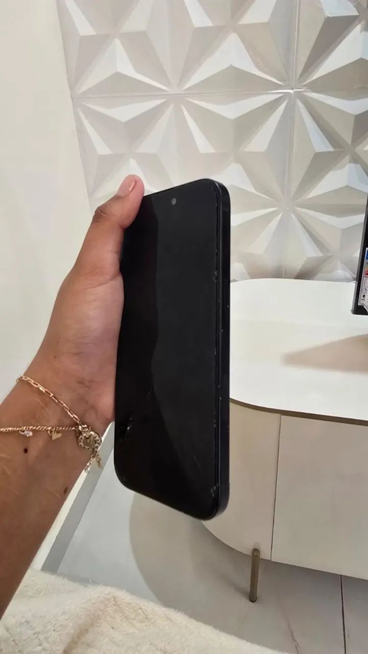 Vendo IPhone 16 - Foto 2