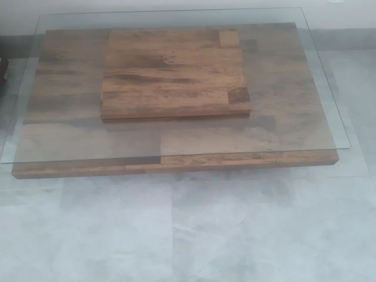 Vendo Rak com Painel e uma mesa de Centro - Foto 2