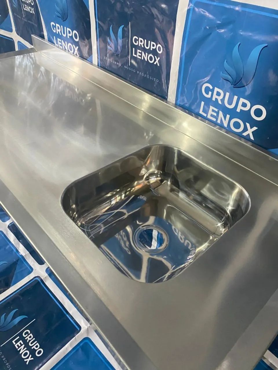 MESA AÇO INOX COM CUBA PARA RESTAURANTE