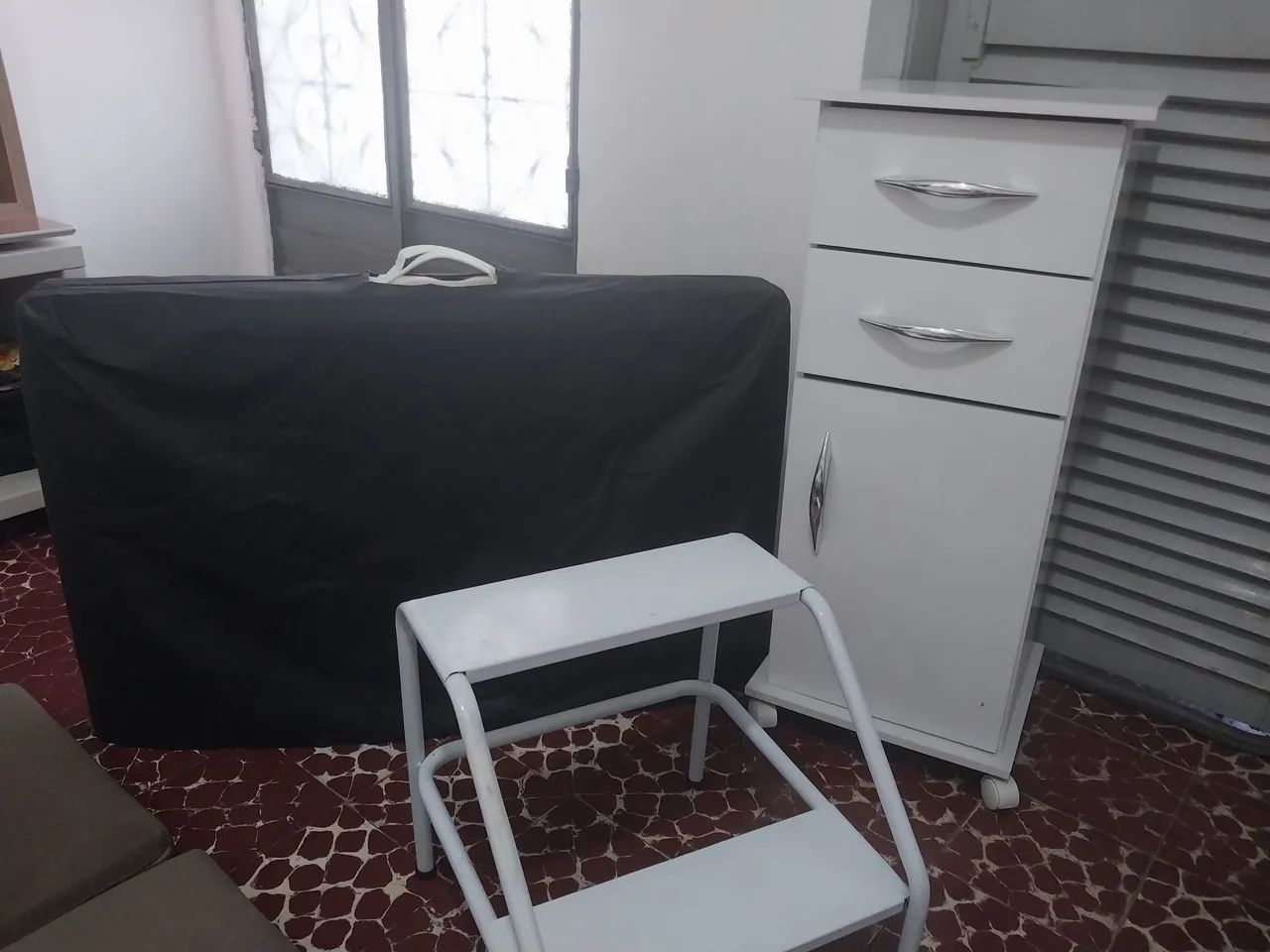 MACA, CARRINHO AUXILIAR E ESCADINHA  - Foto 3