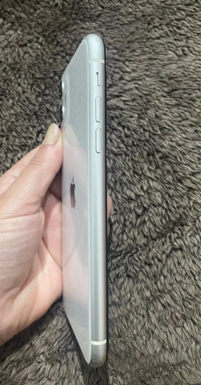 iPhone 11 128 GB, Está com película de vidro  - Foto 5